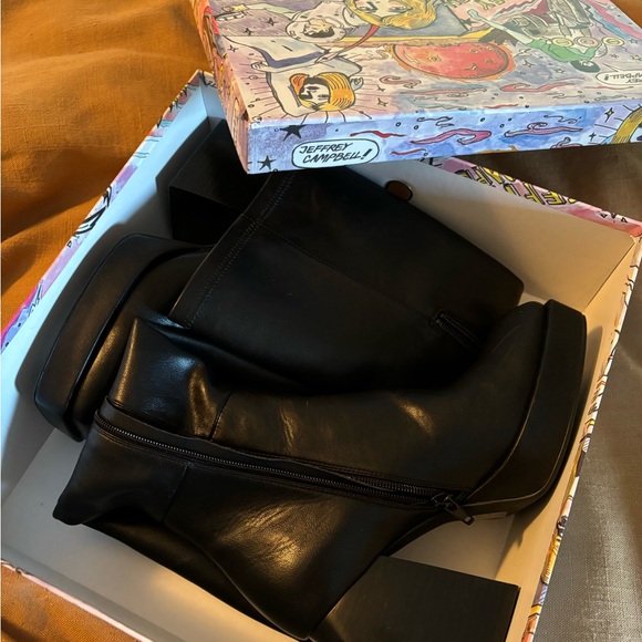 NWT Jeffrey Campbell Karsyn boot - Picture 3 of 8